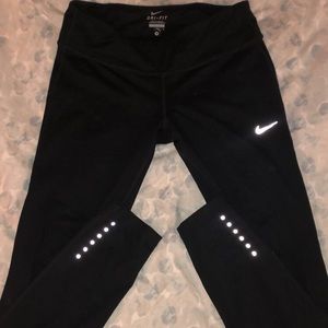 Mid rise Nike leggings